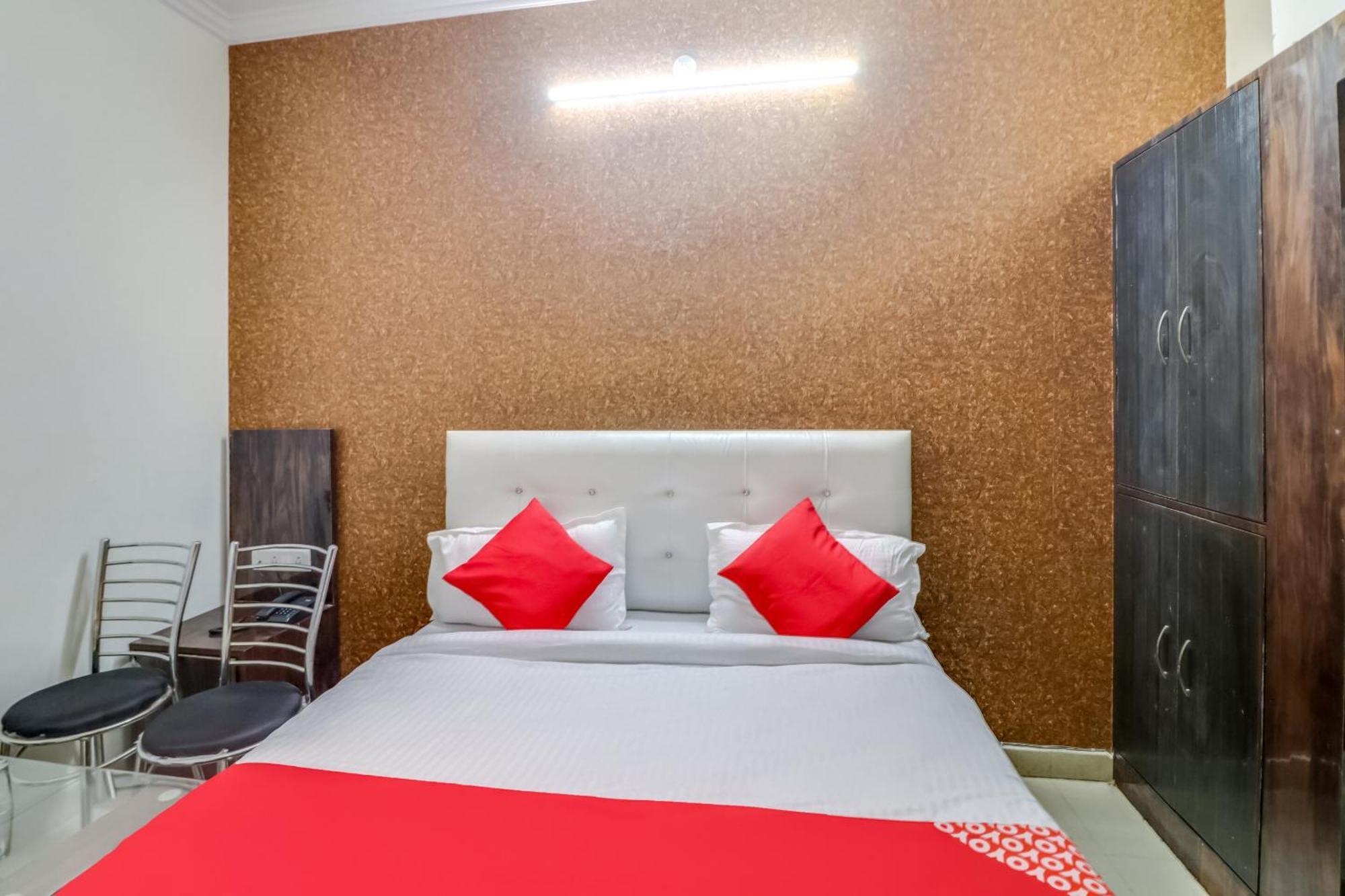 Hotel O Rodstar Chinhat Экстерьер фото