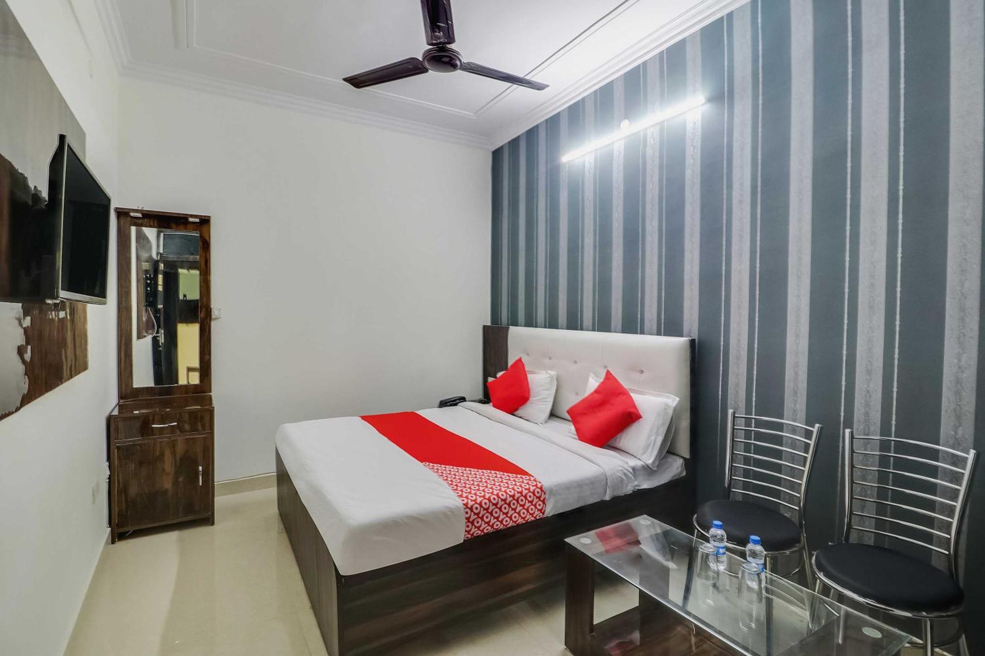Hotel O Rodstar Chinhat Экстерьер фото